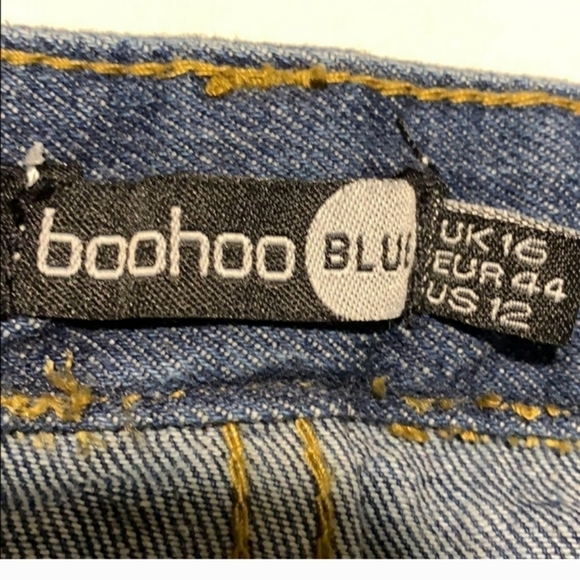 BOOHOO Blue heavily distressed blue jean skirt - Picture 5 of 5